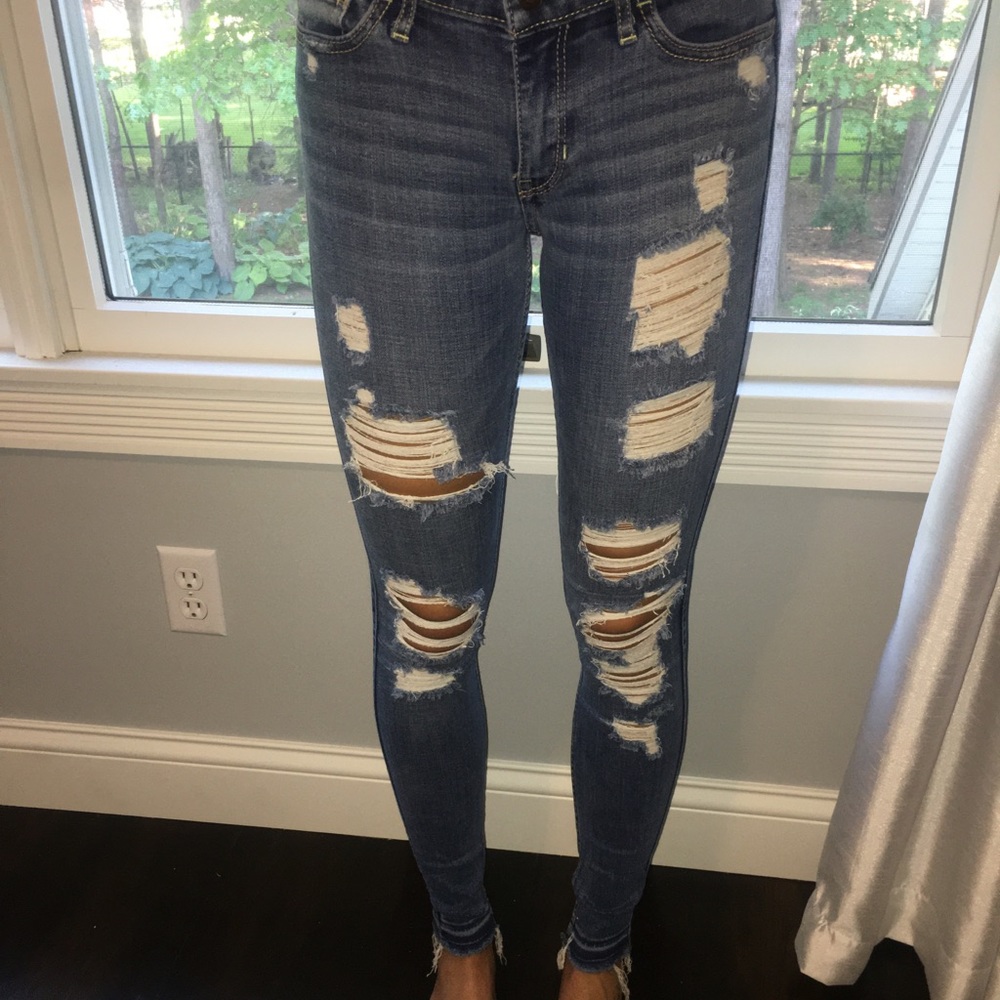 hollister dark wash